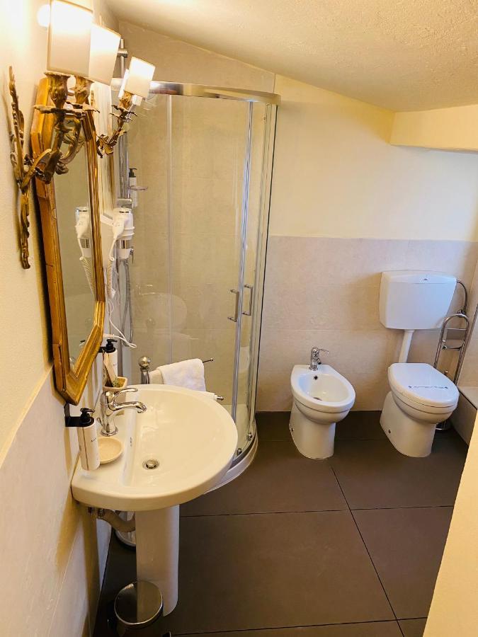Hotel Palazzo Lari Sarzana Extérieur photo