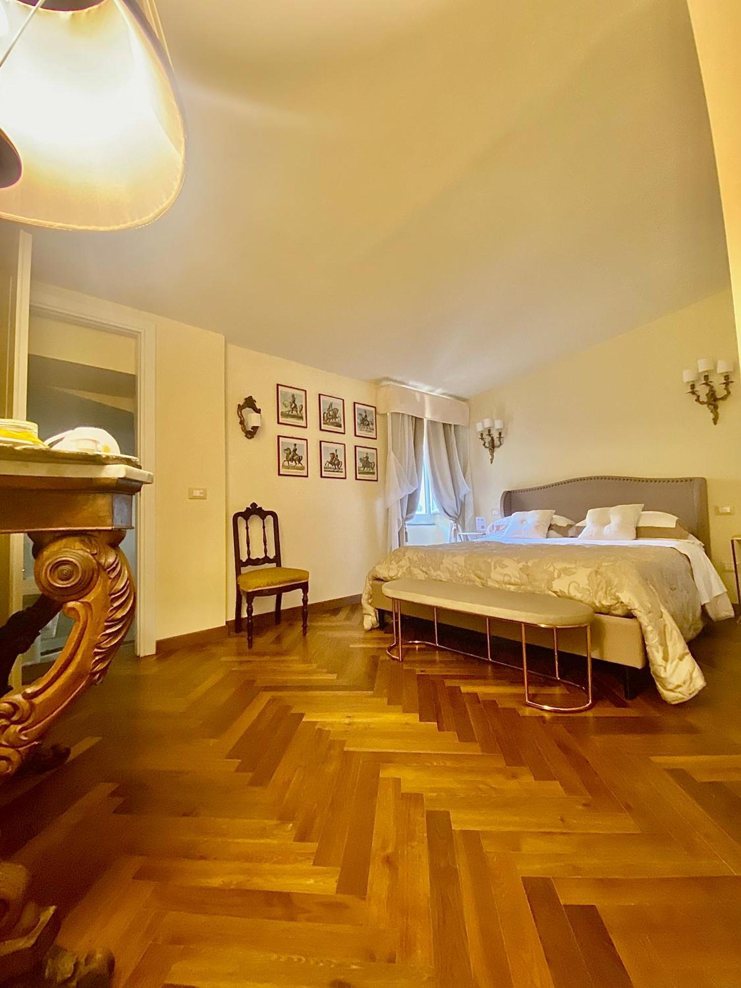 Hotel Palazzo Lari Sarzana Extérieur photo