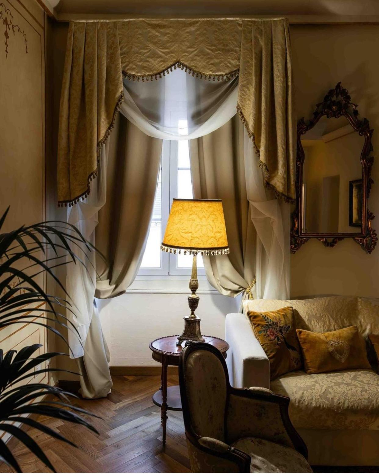 Hotel Palazzo Lari Sarzana Extérieur photo