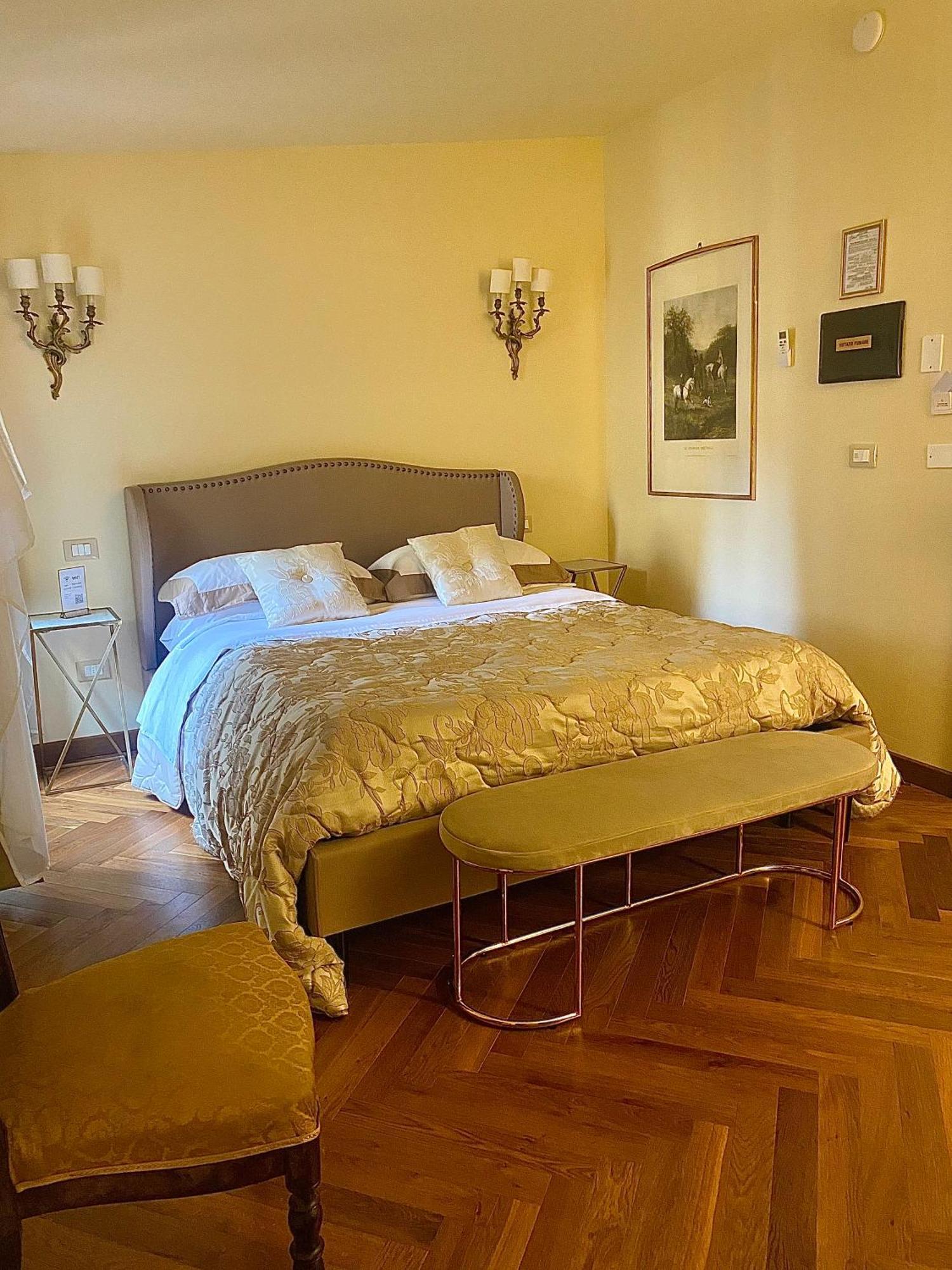 Hotel Palazzo Lari Sarzana Extérieur photo