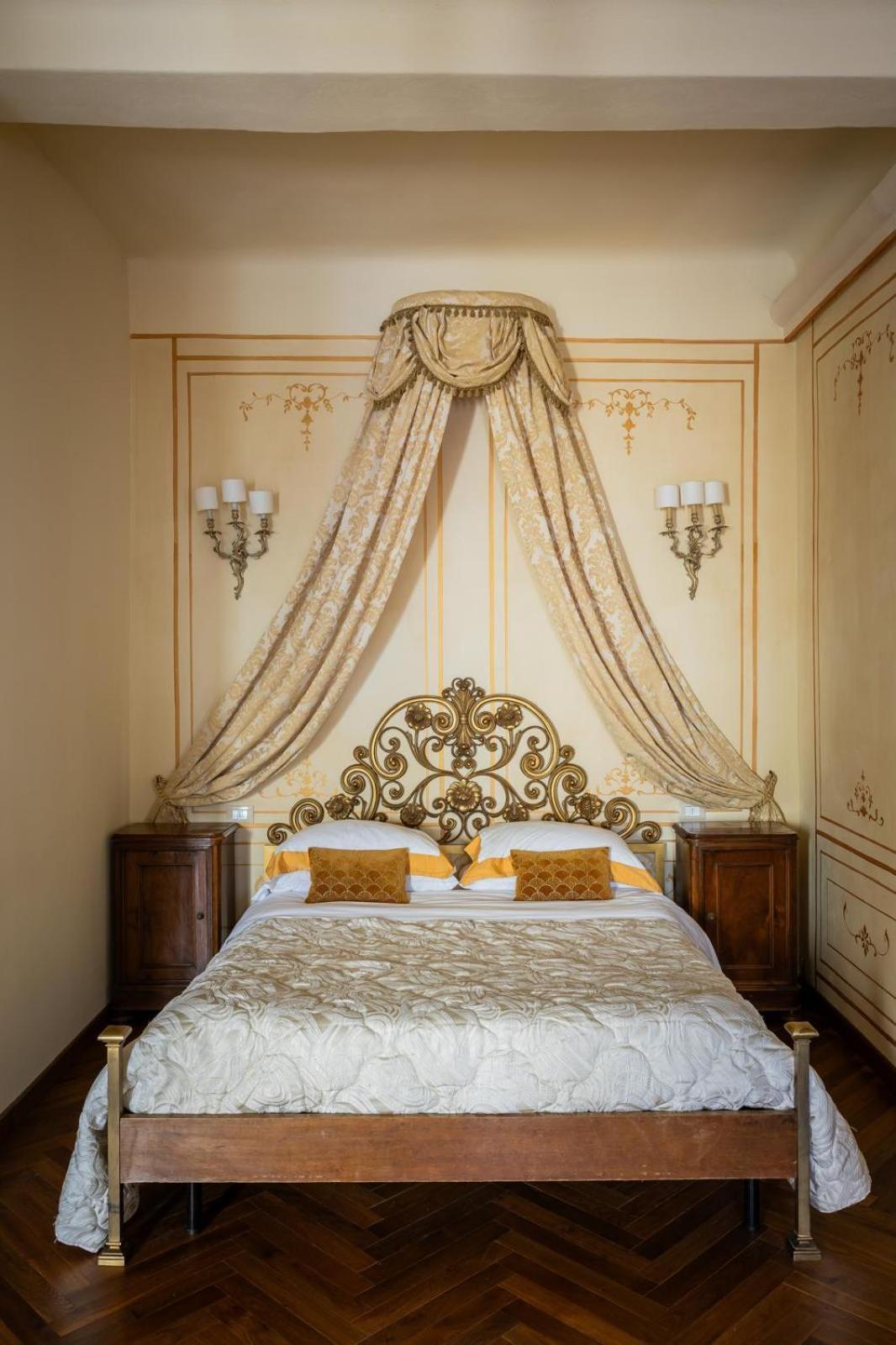Hotel Palazzo Lari Sarzana Extérieur photo